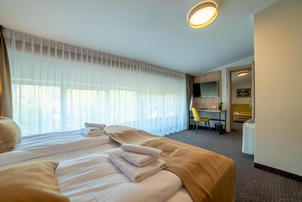Hotel Soni Lux Tuzla Exterior foto