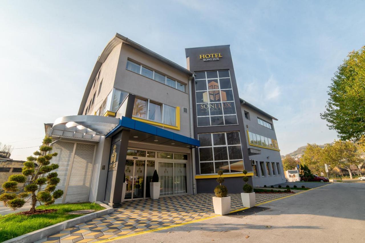 Hotel Soni Lux Tuzla Exterior foto