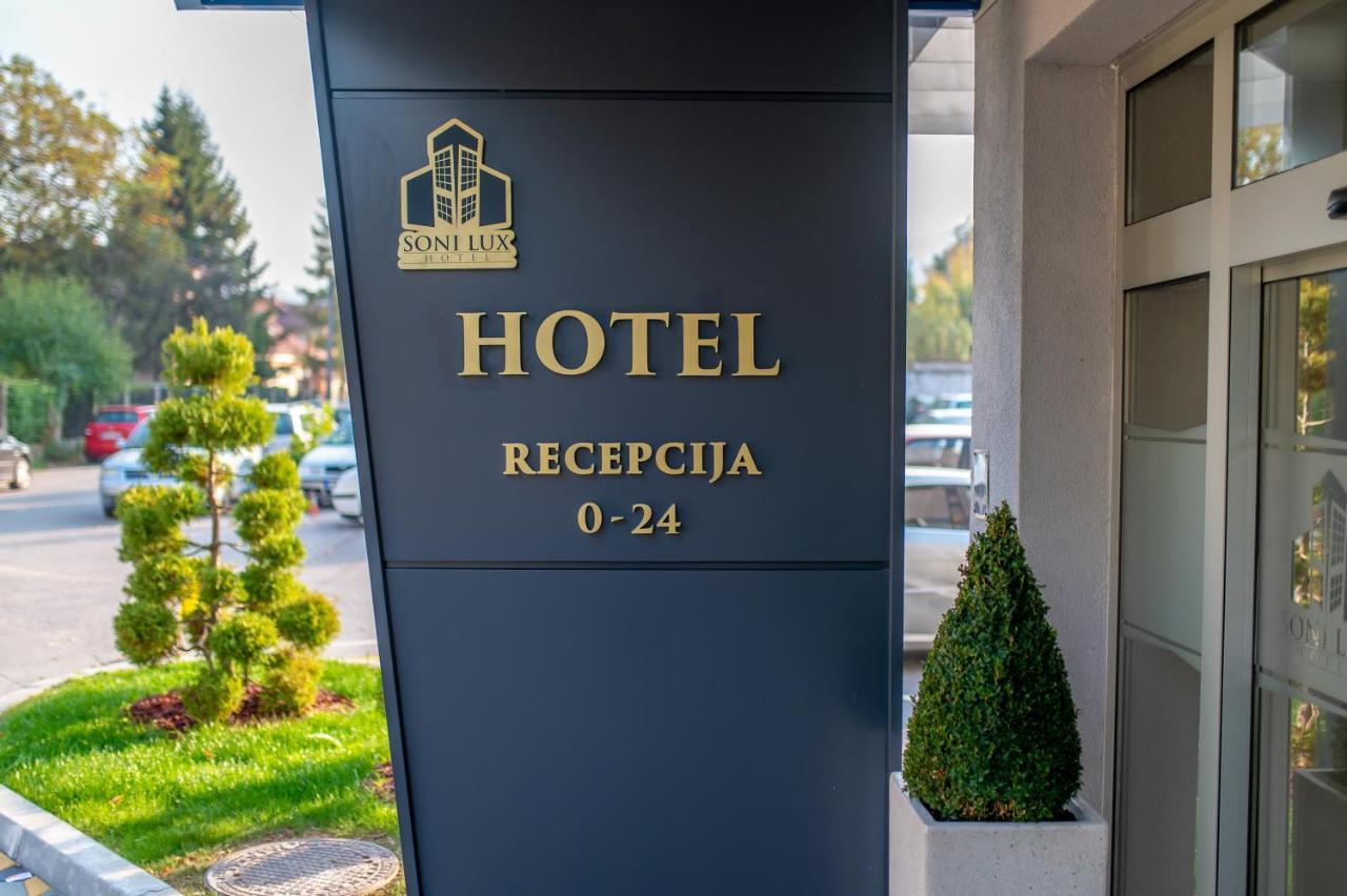 Hotel Soni Lux Tuzla Exterior foto
