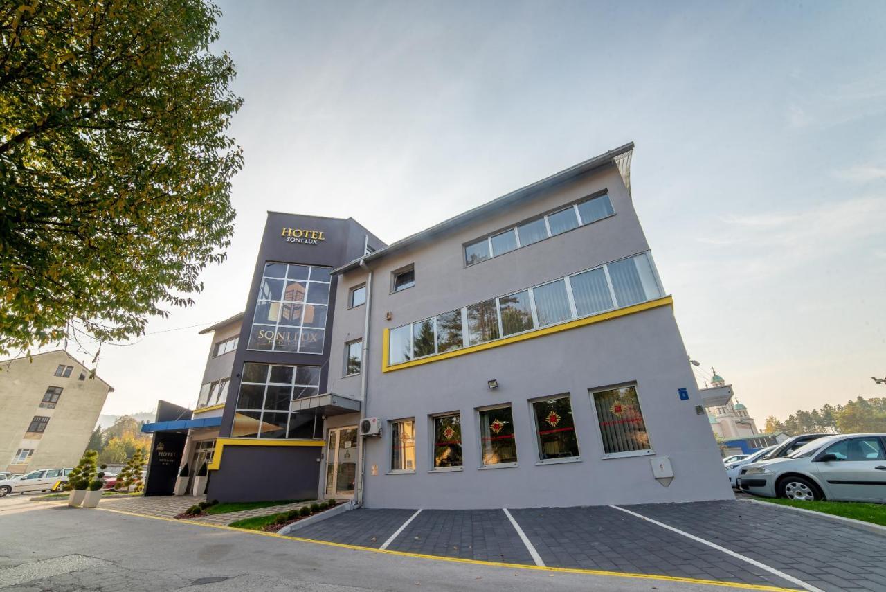Hotel Soni Lux Tuzla Exterior foto