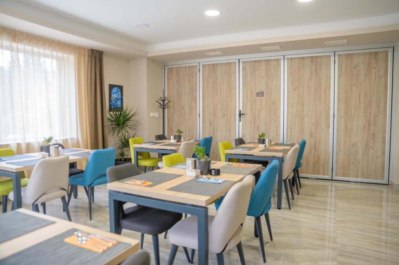 Hotel Soni Lux Tuzla Exterior foto